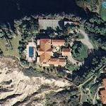 Cliff-side home of William Lerach in San Diego, CA - Virtual Globetrotting