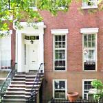 Dustin Hoffman's Former Flat