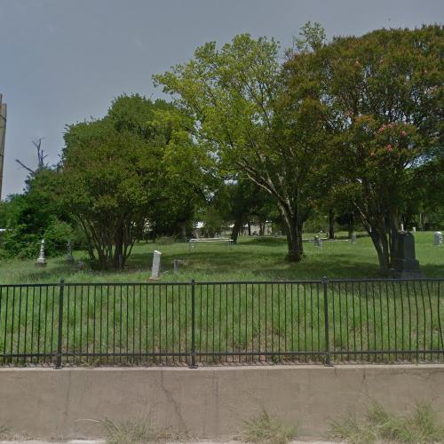 Clyde Barrow's grave in Dallas, TX (Google Maps)