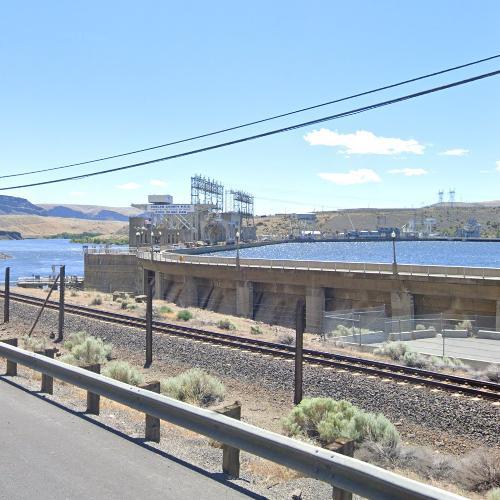 Rock Island Dam in Rock Island, WA (Google Maps)