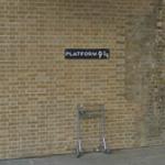 Platform 9¾. King's Cross Station (Harry Potter)