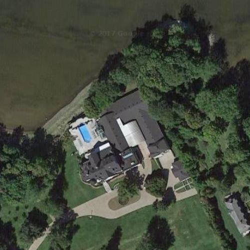 Lino Saputo&rsquo;s House in Senneville, Canada (Google Maps)