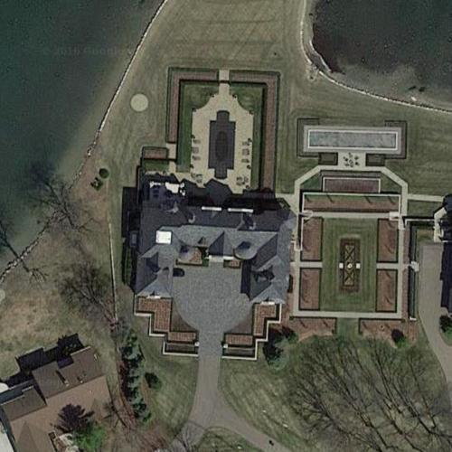 House Of Trucks >> Sergio Marchionne's House in Commerce, MI (Google Maps) House Of Trucks >> Sergio Marchionne's House in Commerce, MI (Google Maps)