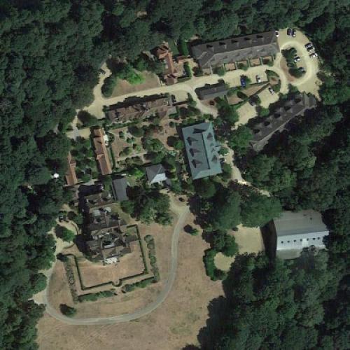 Herringswell Manor in Bury St Edmunds, United Kingdom (Google Maps)