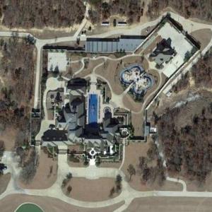 Farris Wilks’ House in Cisco, TX - Virtual Globetrotting