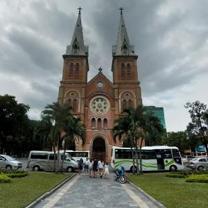 Notre-Dame Cathedral Basilica of Saigon (StreetView)