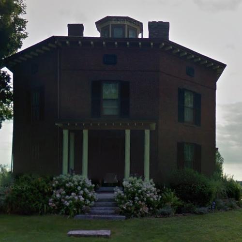 Capt. Scott House in Wiscasset, ME (Google Maps)
