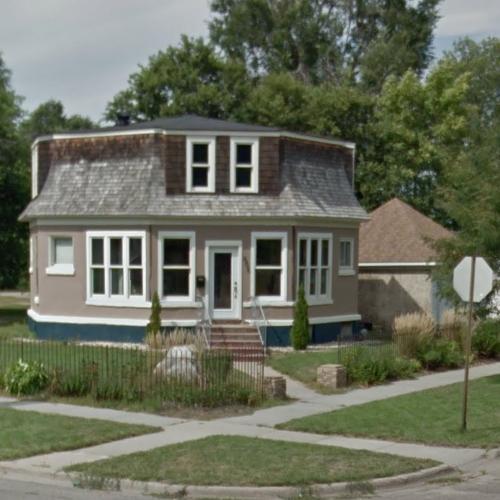 Hattie O. and Henry Drake Octagon House in Huron, SD (Google Maps)