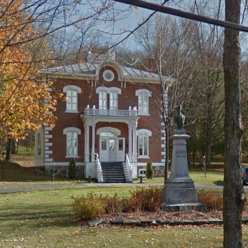 Wilfrid Laurier House in Victoriaville, Canada Virtual Globetrotting