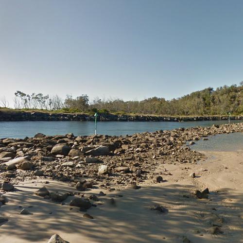Mouth of the Wooli Wooli River in Yamba, Australia (Bing Maps)
