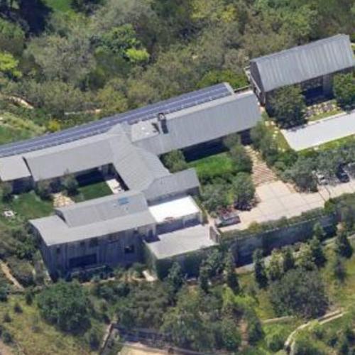 Ashton Kutcher and Mila Kunis's House (Google Maps)