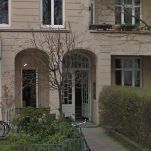 Angela Merkels childood home in Hamburg (StreetView)