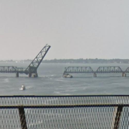 Amtrak Old Saybrook Old Lyme Bridge in Old Lyme, CT (Bing Maps)