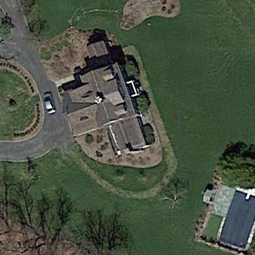 Victor Garber's House in Highland Mills, NY (Google Maps)