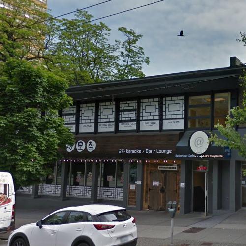 Nicola Cafe in Vancouver, Canada (Google Maps)