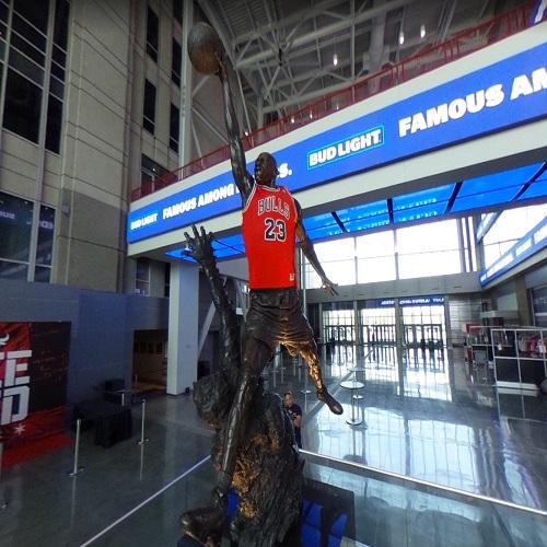 Michael Jordan statue in Chicago, IL (Google Maps)