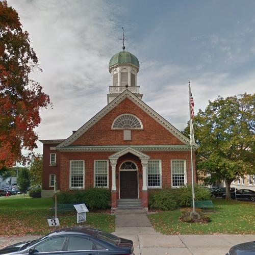 Fulton County Courthouse (oldest courthouse in New York) in Johnstown, NY (Google Maps)