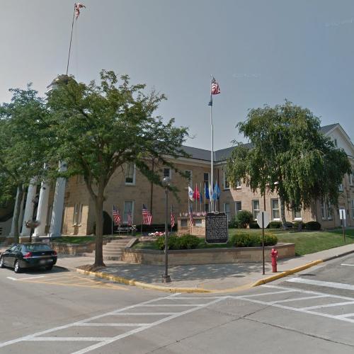 Iowa County Courthouse (oldest courthouse in Wisconsin) in Dodgeville