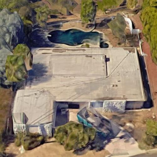 Nick Jonas House In Beverly Hills Ca Google Maps 2 Recently, when nick jonas had posted a picture with priyanka chopra with the caption, when the future looks oh so bright, he wasn't kidding. nick jonas house in beverly hills ca