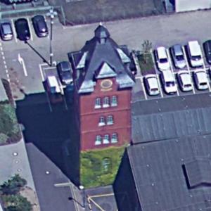Offenbach gasworks water tower (Google Maps)