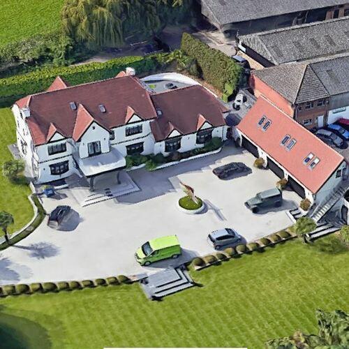 Andy Carroll's House in Chigwell, United Kingdom (Google Maps)