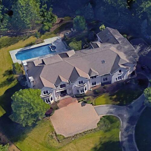 Victor Cruz's House in North Caldwell, NJ (Google Maps)