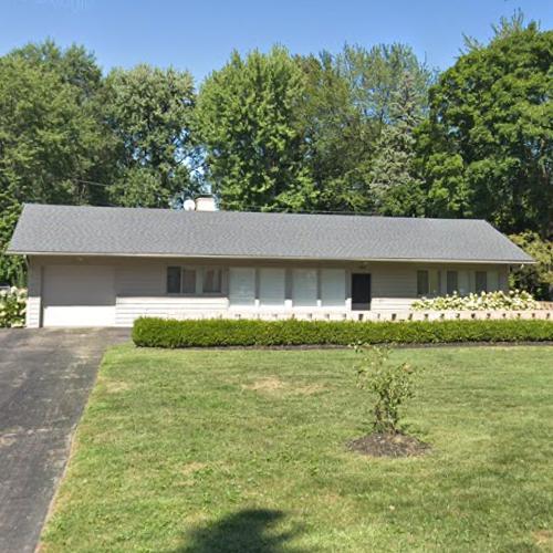'Robinson House' by Minoru Yamasaki in Grosse Pointe Shores, MI (Google Maps)