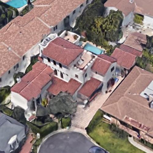 Madeleine Sackler's House Virtual Globetrotting