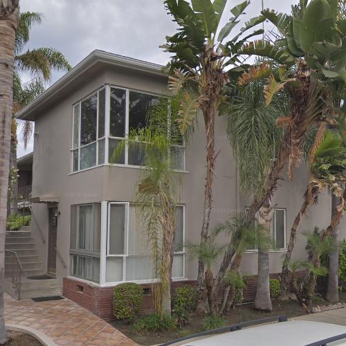 Oliver Saxon's apartment ("Dexter") in Long Beach, CA (Google Maps)