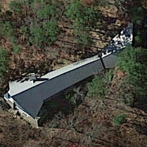 'Shiloh Falls House' by Mockbee Coker in Counce, TN (Google Maps)