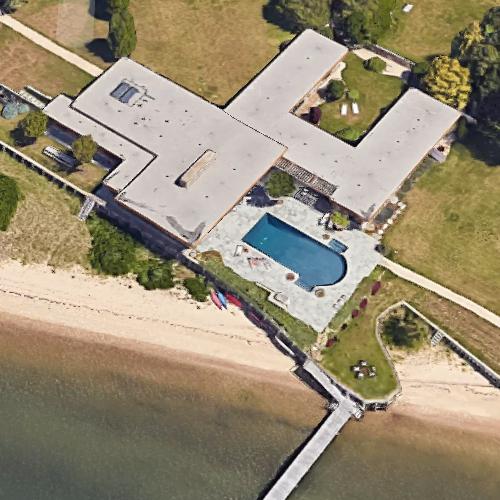 'Snyder House' by Bertrand Goldberg in Shelter Island, NY (Google Maps)