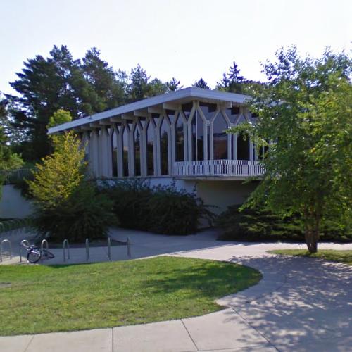 'Goodhue Hall' by Minoru Yamasaki in Northfield, MN Virtual Globetrotting