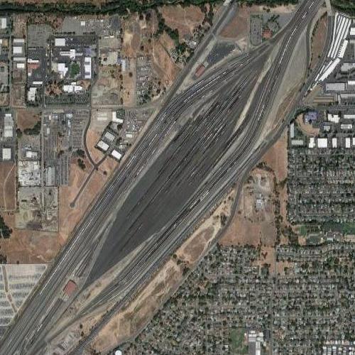 J.R. Davis Yard UP in Roseville, CA (Google Maps)