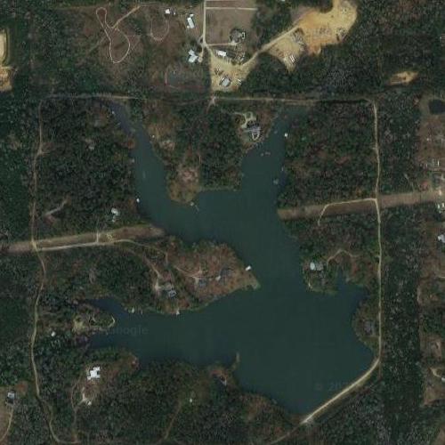 Hickory Hills Lake in Hattiesburg, MS (Google Maps)
