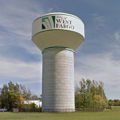 Fargo 40th Ave W water tower in Fargo, ND (Google Maps)
