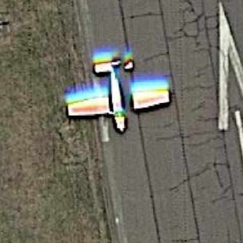 Plane taxiing on WaterburyOxford Airport in Oxford, CT (Google Maps)