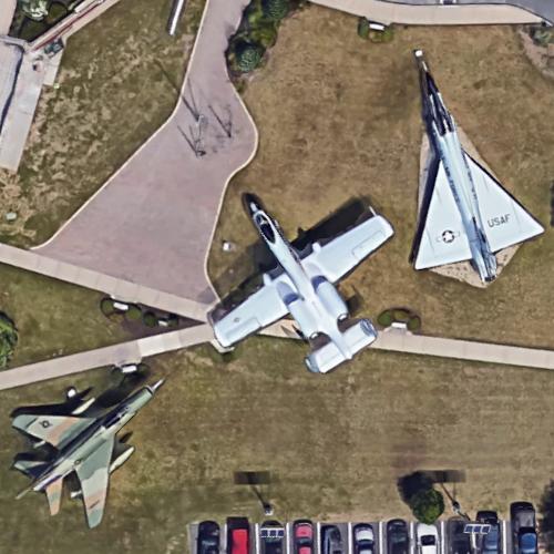 Aircrafts before CT ANG main hangar in Windsor Locks, CT (Google Maps)