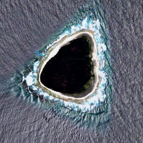 Vostok Island in Vostok Island, Kiribati Virtual Globetrotting