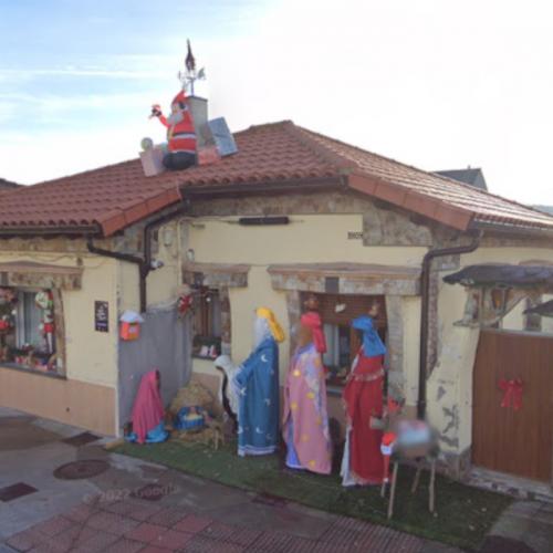 Christmas House in Oviedo, Spain (Google Maps)