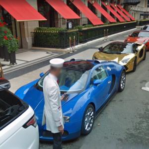 Bugatti Veyron and Gold aventador (StreetView)