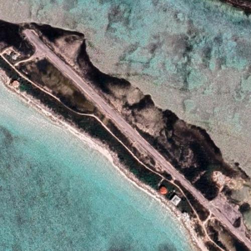 Deep Water Cay Airport in High Rock, Bahamas (Google Maps)