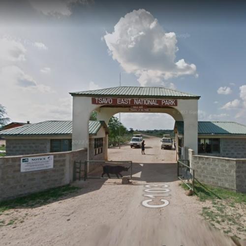 Tsavo East Sala Gate in Koito, Kenya - Virtual Globetrotting