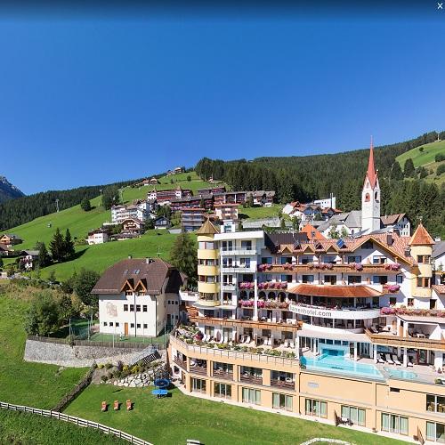 valdaora-in-valdaora-italy-virtual-globetrotting