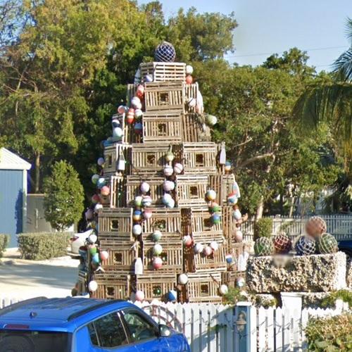 Lobster trap art in Islamorada, FL (Google Maps)