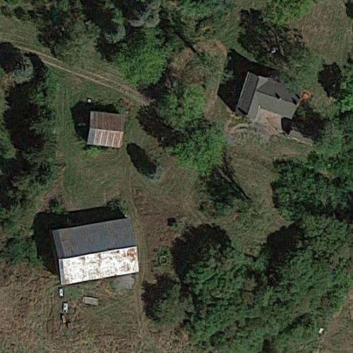 Faraway Farm in Martinsburg, WV (Google Maps)