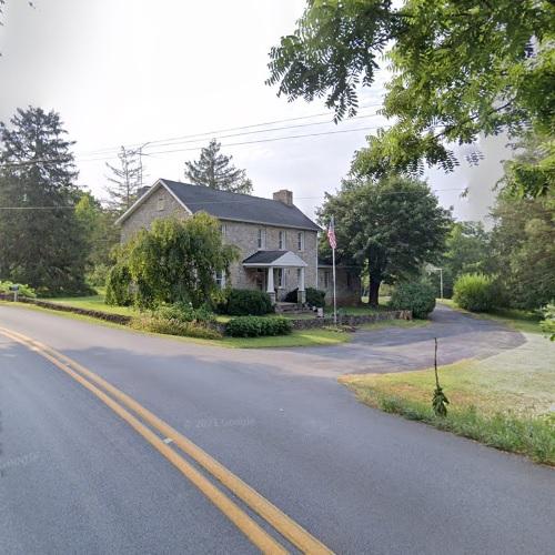 LeeThrockmortonMcDonald House in Inwood, WV (Google Maps)