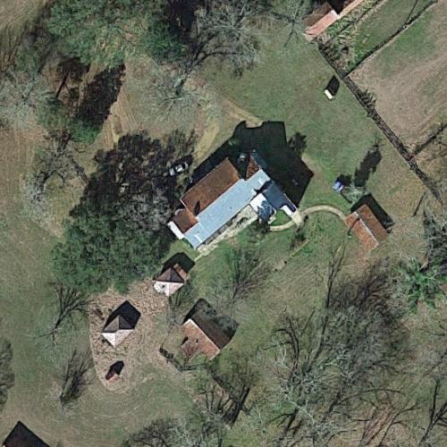 Cherry Grove Plantation in Natchez, MS (Google Maps)