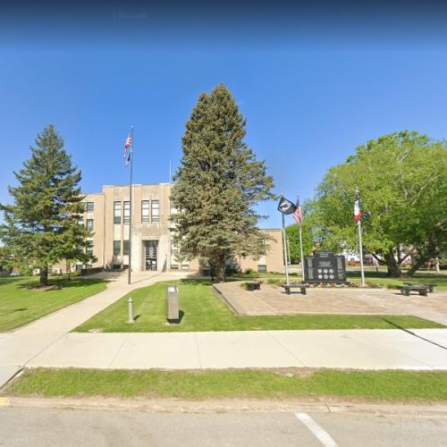 Allamakee County Court House in Waukon, IA (Google Maps)