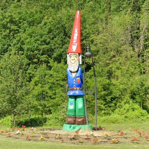 Giant garden gnome in roundabout in Bagno Di Romagna, Italy (Google Maps)