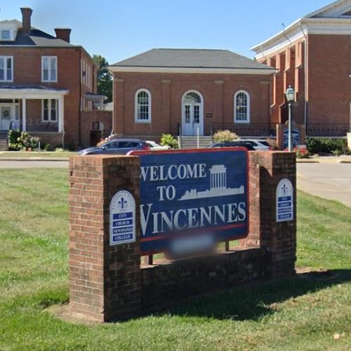 to Vincennes sign in Vincennes, IN (Google Maps)